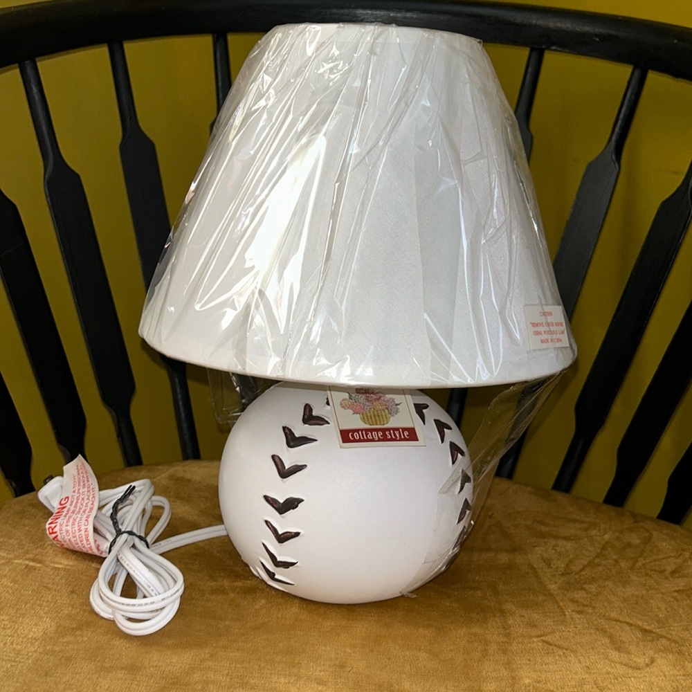 Baseball lamp